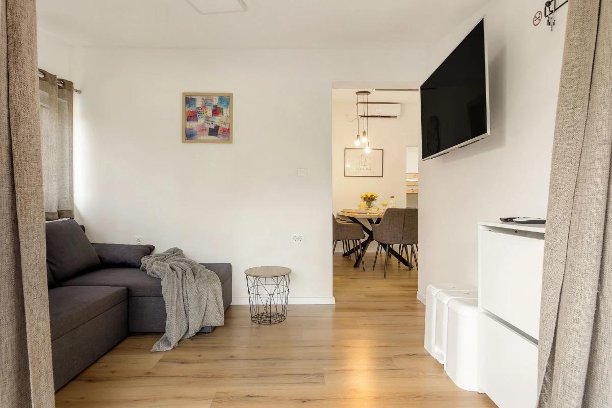 RHEA HOLIDAYHOMEFORTUNA 12