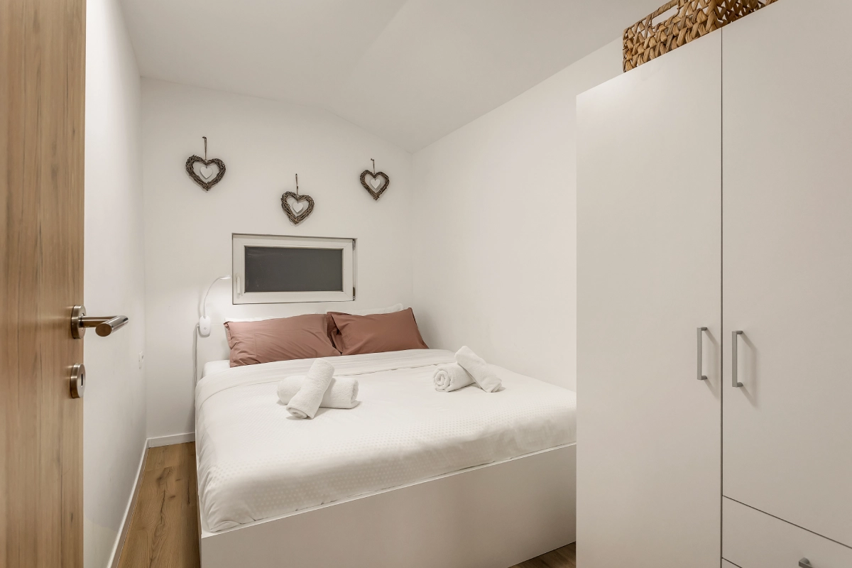 RHEA HOLIDAYHOMEFORTUNA 23